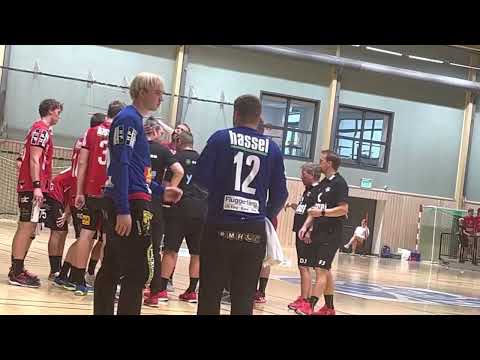 Måns Landgren svarade för flera avgörande räddningar när IFK Ystad besegrade AMO med 29-27 i cupen.