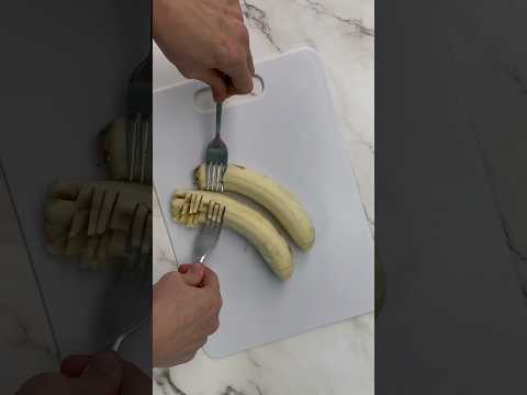 Super Easy Chocolate Banana Oat Cake