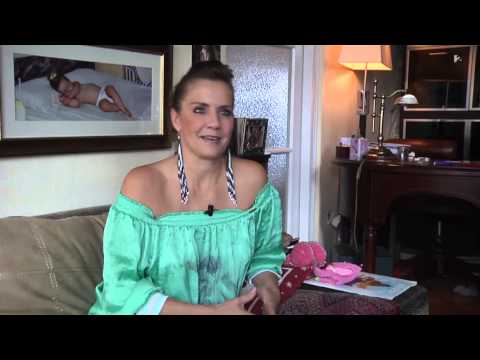 Bálint Antónia fehérneműs képét tette ki az internetre - tv2.hu/aktív