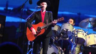 Beck- Blue Moon live Coachella 2014