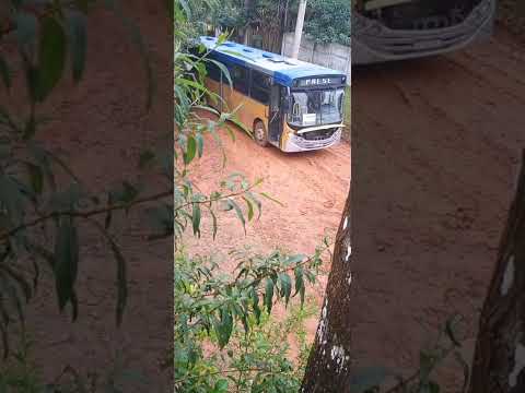 VEJA A SITUAÇÃO DA ESTRADA DAS LARANJEIRAS