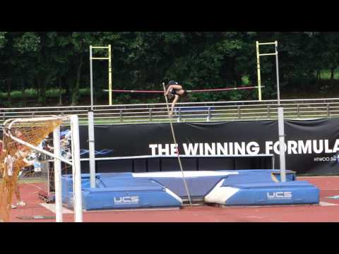 Pole Vault Women Open - 1st S'pore U23 & Open T&F C'ship 2011