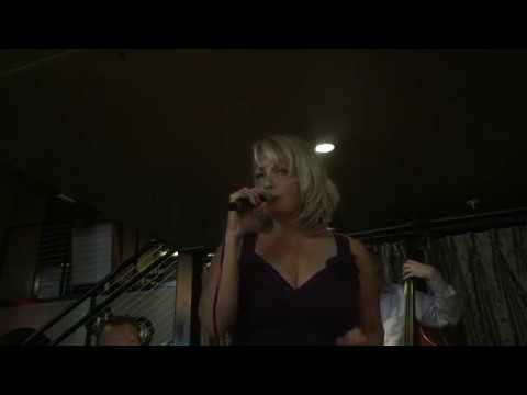 Suzanne Sole live with The Stu Shelton Trio