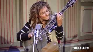 Folk Alley Sessions: Béla Fleck &amp; Abigail Washburn - &quot;Shotgun Blues&quot;