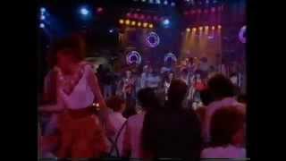 KC and The Sunshine Band - Give It Up. Top Of The Pops 1983