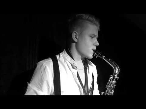 Titanic Theme “My Heart Will Go On” - Sax Cover (Studio performance by a young artist)