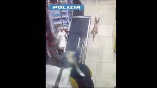 I poliziotti acciuffato un ladro