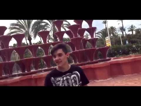 06 CELOGAN - AMOR DE MEDIO PUNTO (VÍDEO)