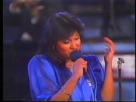 OTI 84 Nicaragua - Vuela canción - Violeta Rostran