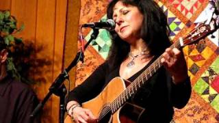 Tish Hinojosa~Derechos de el Corazon