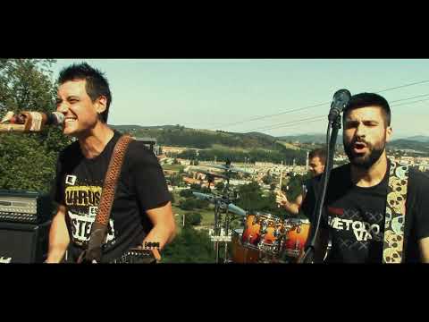 INSURRECTOS - Dos de Cal y una de Arena - VideoclipOficial