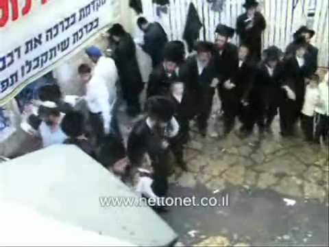 Strikover Rebbe at Meron (full)