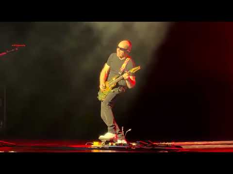 Joe Satriani - Surfing With the Alien, Meridian Hall, Toronto, May 13, 2026 thumbnail