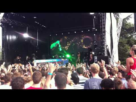 Avicii inox park 2011 - Michael woods - drop zone (avicii remix)