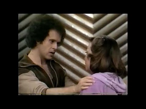 GH: Richard Simmons helps Beverly (8/24/79)
