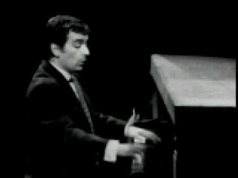 Dudley Moore interprets G. Fauré and F. Schubert