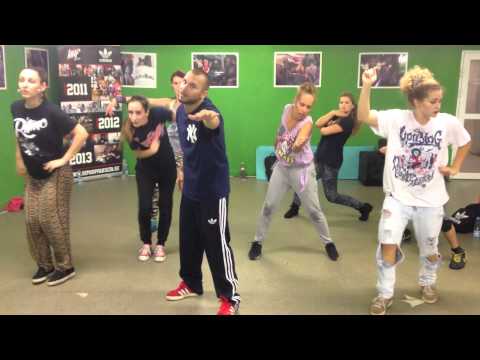 JOHNNY PERFECTO  -  USHEROVKA