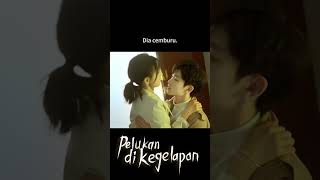 Download lagu Die cemburu 🤣 #PelukandiKegelapan  #youku mp3
