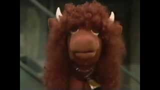 Mooriah Cowey - &quot;Some Hay&quot; (Live at Sesame Street 1992)