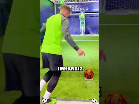 İmkansız Robot Kaleciye Gol Atabilen Tek Kişi Kim ? 😱
