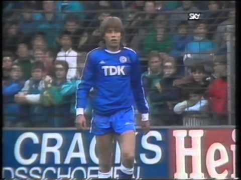1987-1988 1988-04-16 speelronde 31 PEC Zwolle'82 - Ajax 2-0 (langere Engelse versie van Sky Sport)