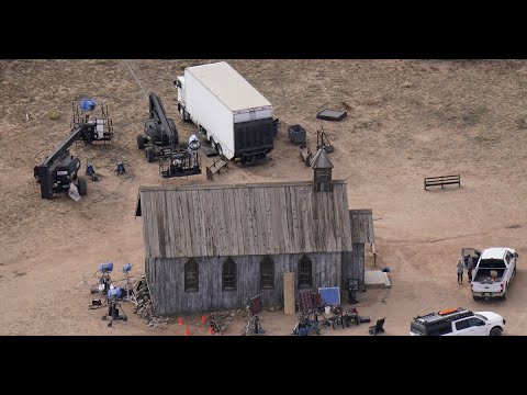 Nowe ustalenia w sprawie śmierci na planie filmu "Rust". Policja poszukuje dwóch osób