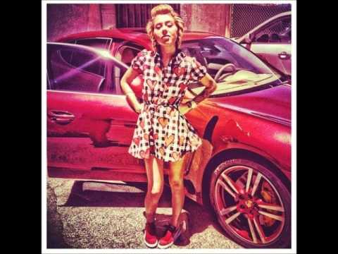 Lil' Debbie - I Do It For The Ratchets