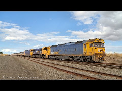 7735V Pacific National Grain Train With 50 VHAF Hoppers (2/4/2023) - PoathTV Australian Railways