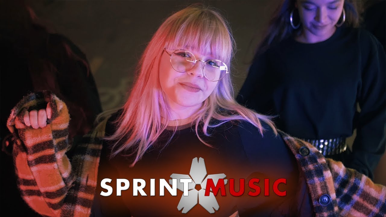 Alexia — Sunt cu Squadu