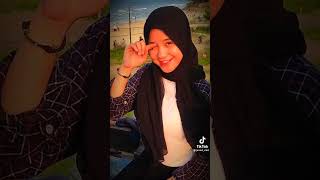 Download lagu story wa cewek cantik mp3