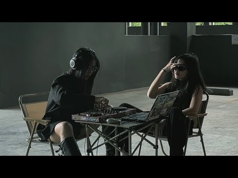 2 dangerous women force you to lock in with tech house mix