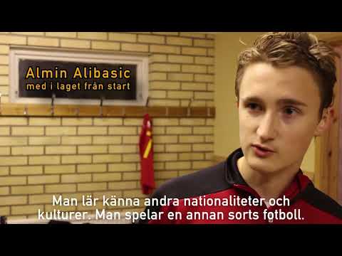 "Fotbollen hjälpte mig som nyanländ - nu ger jag tillbaka"