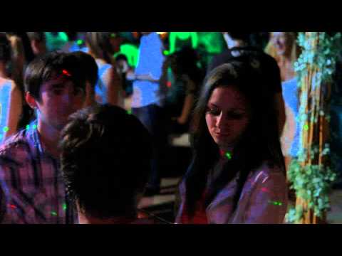 Katy Rain on Kiss Kiss in The Mix Party HD