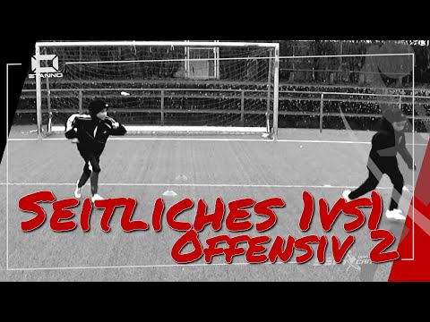 Seitliches 1 gegen 1 Offensiv 2 - SEM Fußballtraining - 2 012TE