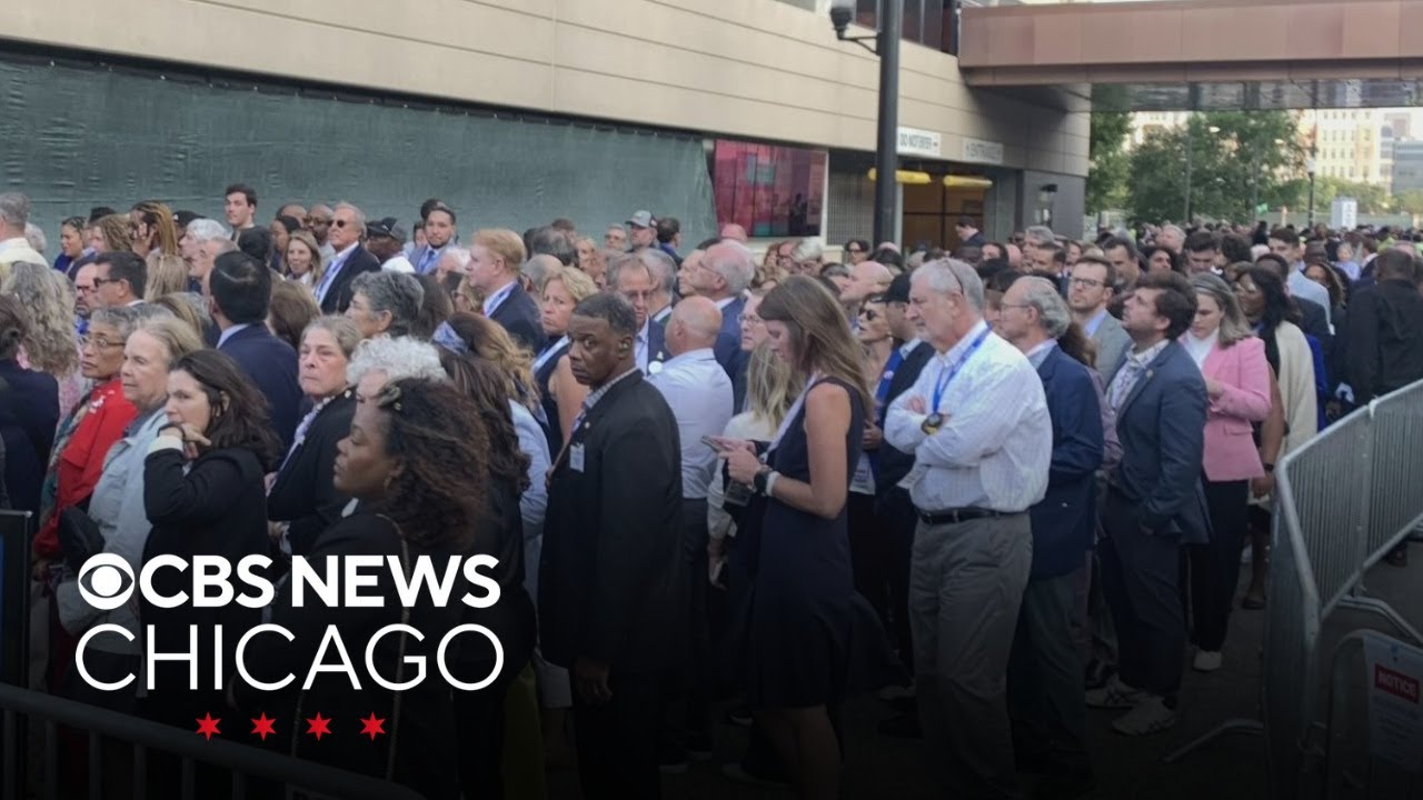 Protests cause delays for some Chicago DNC attendees getting to the United Center