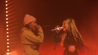Hold Tight - Sabrina Carpenter ft. Uhmeer (Singular Tour Philly 3/6/19!)