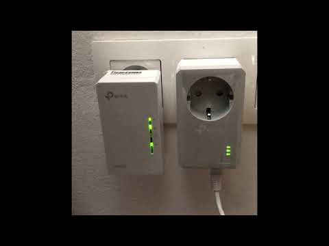 Maršrutizatorius TP-LINK | AV600 Powerline Wi-Fi rinkinys | TL-WPA4226 RINKINYS | 10/100 Mbit/s | Ethernet LAN (RJ-45) jungtys 4 | 802.11n | Wi-Fi duomenų perdavimo sparta (maks.) 300 Mbit/s | Duomenų perdavimo sparta (maks.) 600 Mbit/s | Papildomas lizdas video