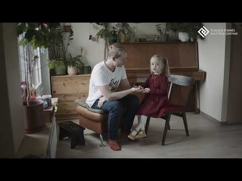 Žaidinimas-pajuokinimas VIRĖ VIRĖ KOŠĘ, VAIKAI ATSILOŠĘ