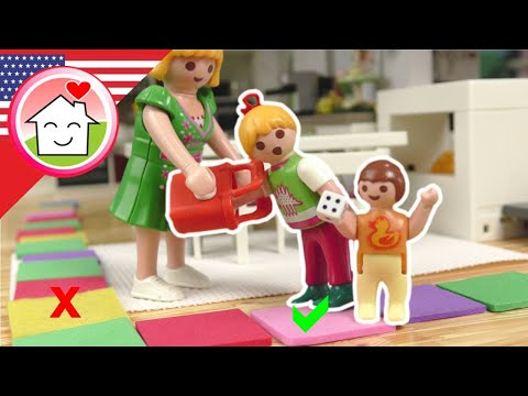 Playmobil English Don’t Land on the Wrong Space – Massive Board Game Challenge - Hauser Family