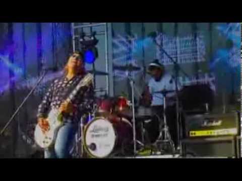 Lokomotiva Planet - Lokomotiva Planet - Back In To The USSR / live/