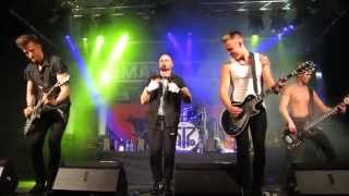 Smash Into Pieces - Reaching Out Live