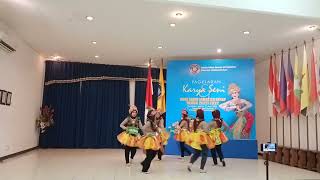 Download lagu Tari gembira berkumpul Mahasiswi  universitas narotama Pg Paud mp3
