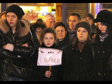 Corbeil-Essonnes - Un rassemblement pour soutenir Charlie Hebdo - 070115