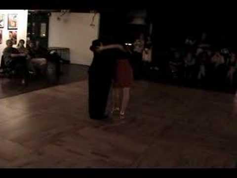  Jennifer Bratt  and  Ney Melo  are  dancing  to  the  milonga  "  Sacale Punta  "