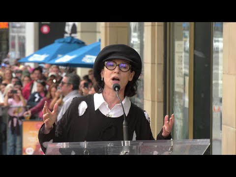 Amy Sherman-Palladino's speech at Lauren Graham's star on the Hollywood Walk of Fame ceremony