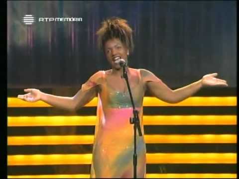 FC 1998: Sofia Barbosa - "Uma Lua Em Cada Mão"