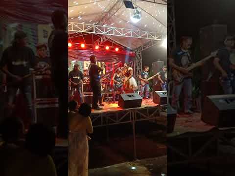 MUNDUR ALON ALON -cover- RISMA ANGELITA