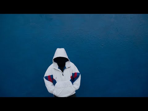 J U L M A H E N R I : V I I M E I N E N S E I N Ä