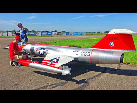 79KG!! XXXL F-104 STARFIGHTER SCALE 1:3 RC TURBINE JET FLIGHT DEMONSTRATION
