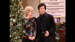 Download lagu Phil Hartman Bloopers mp3 Download lagu Phil Hartman Bloopers mp3